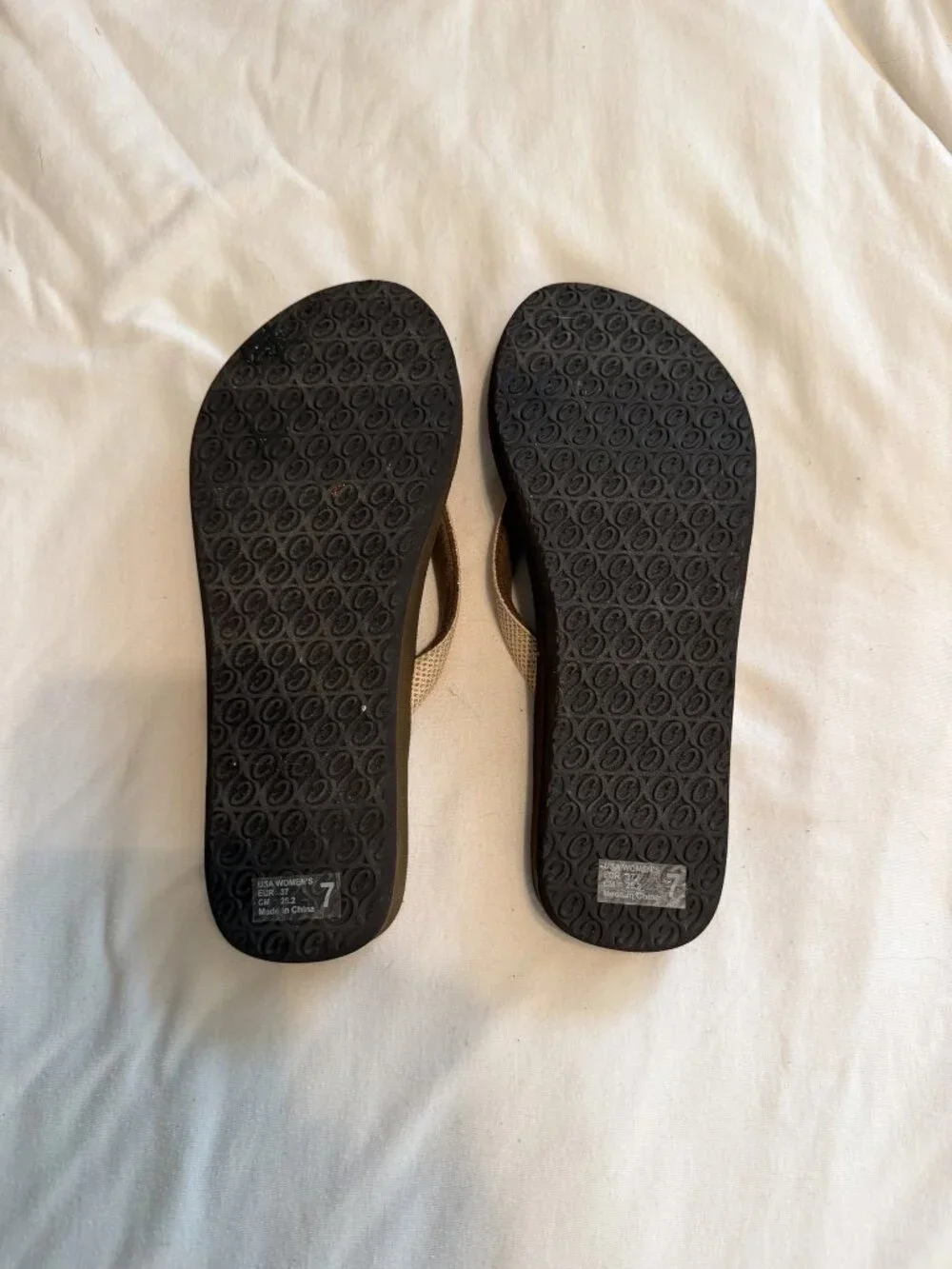 Cobian Brown Metallic Woven Strap Flip Flops Women's 7